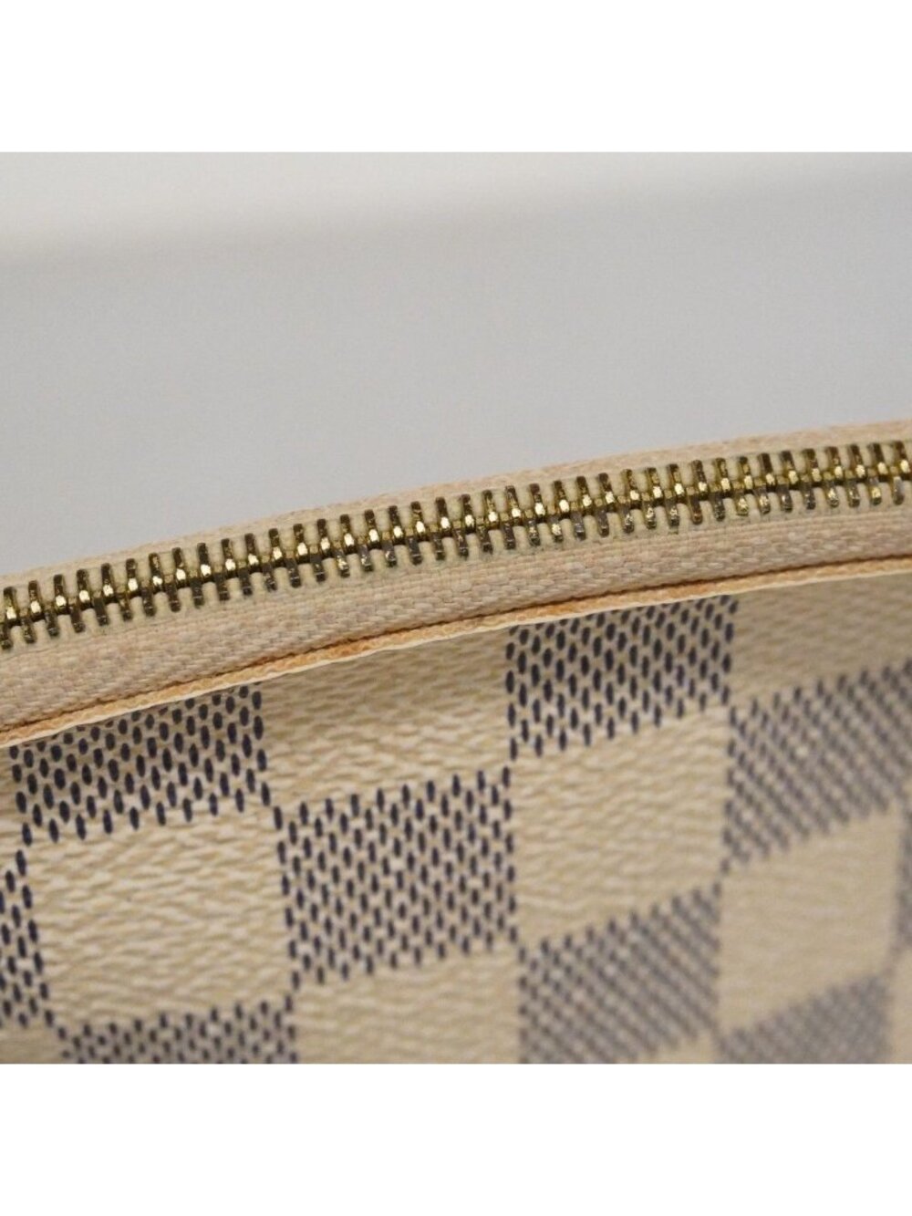 Louis Vuitton Pouch Damier Azur Pochette Cosmetic White - Picture 9 of 10